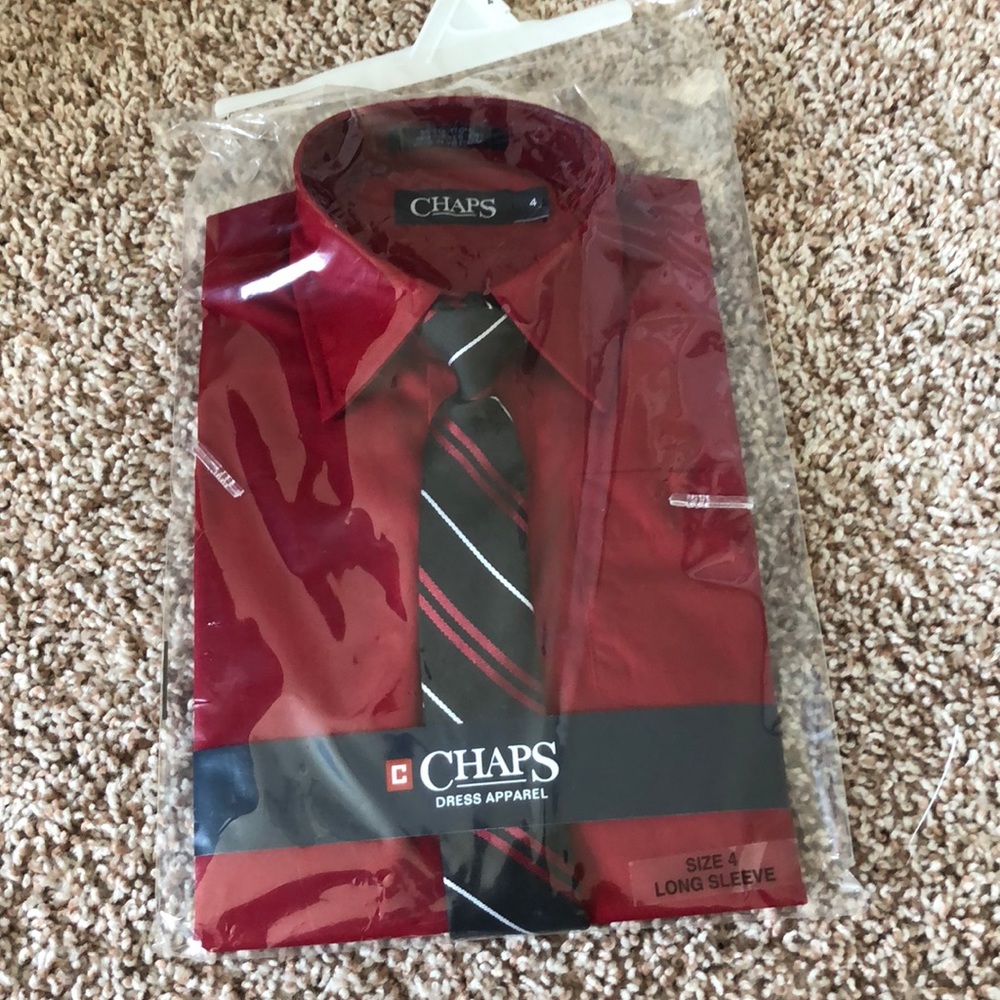 Boys dress shirt and tie size 4